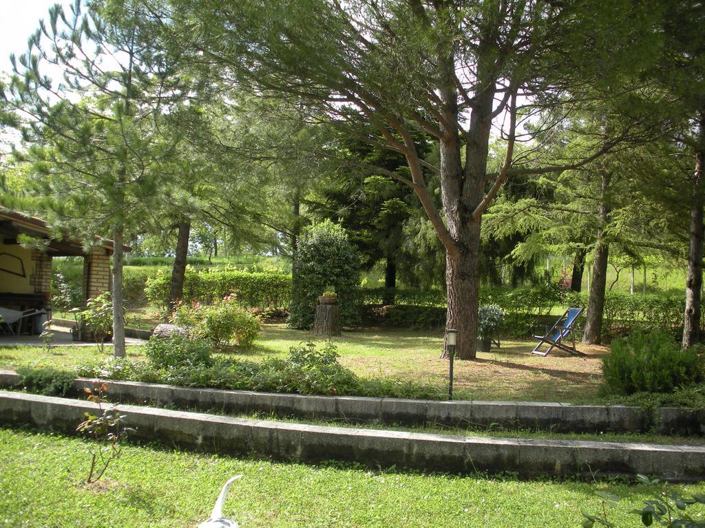 Le Stagioni Guest House Loreto Aprutino Bagian luar foto